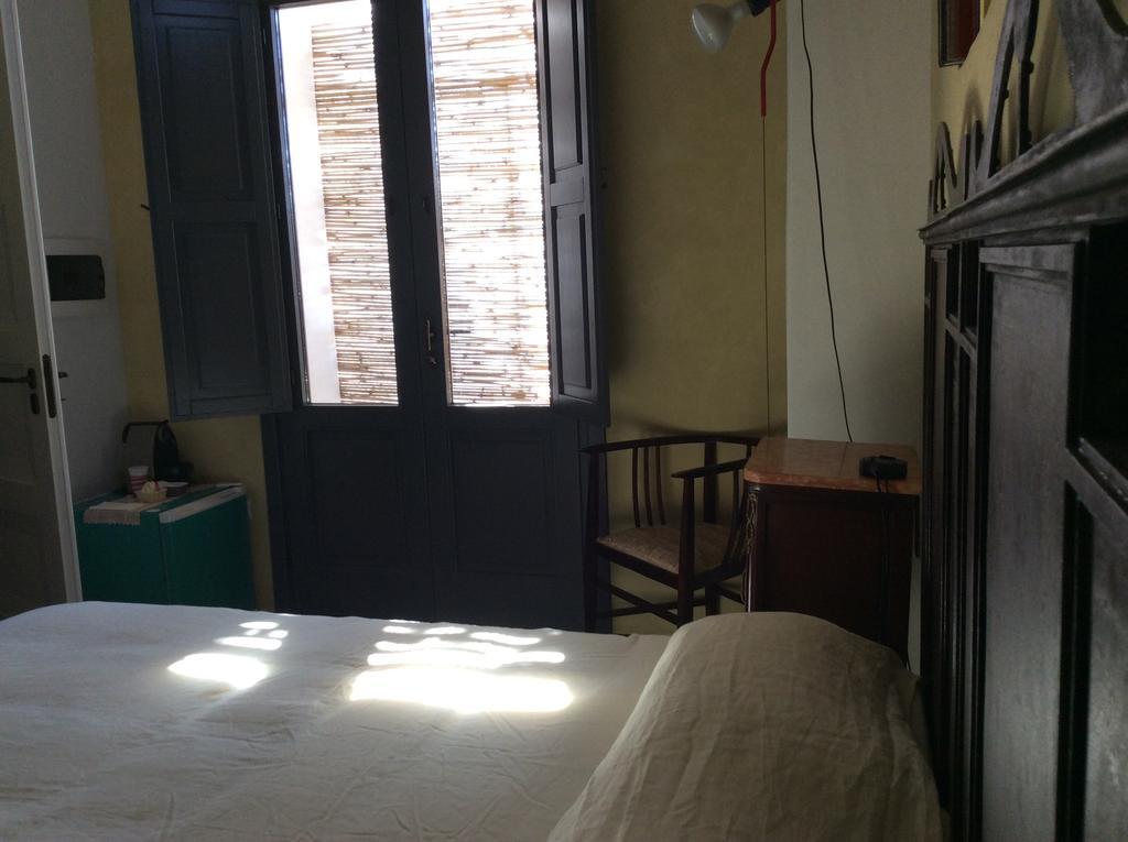 Hotel Le Maioliche Scauri  Exterior foto